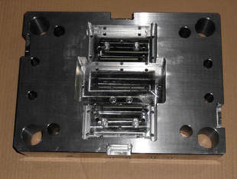 息精密塑料模-06